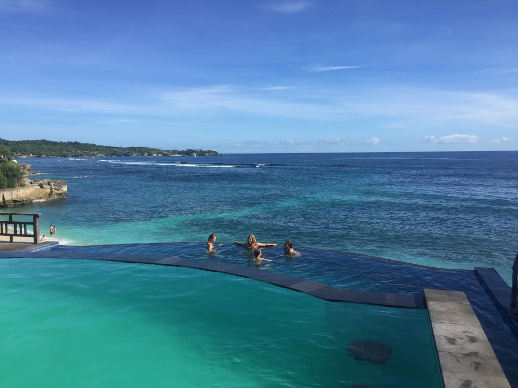 This image has an empty alt attribute; its file name is img-6637.jpg